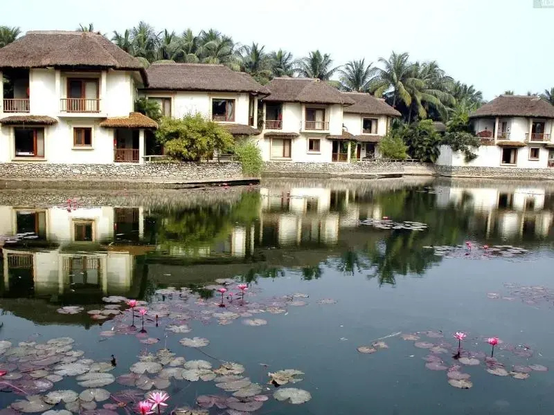 Vedic Village Spa Resort - Chambres