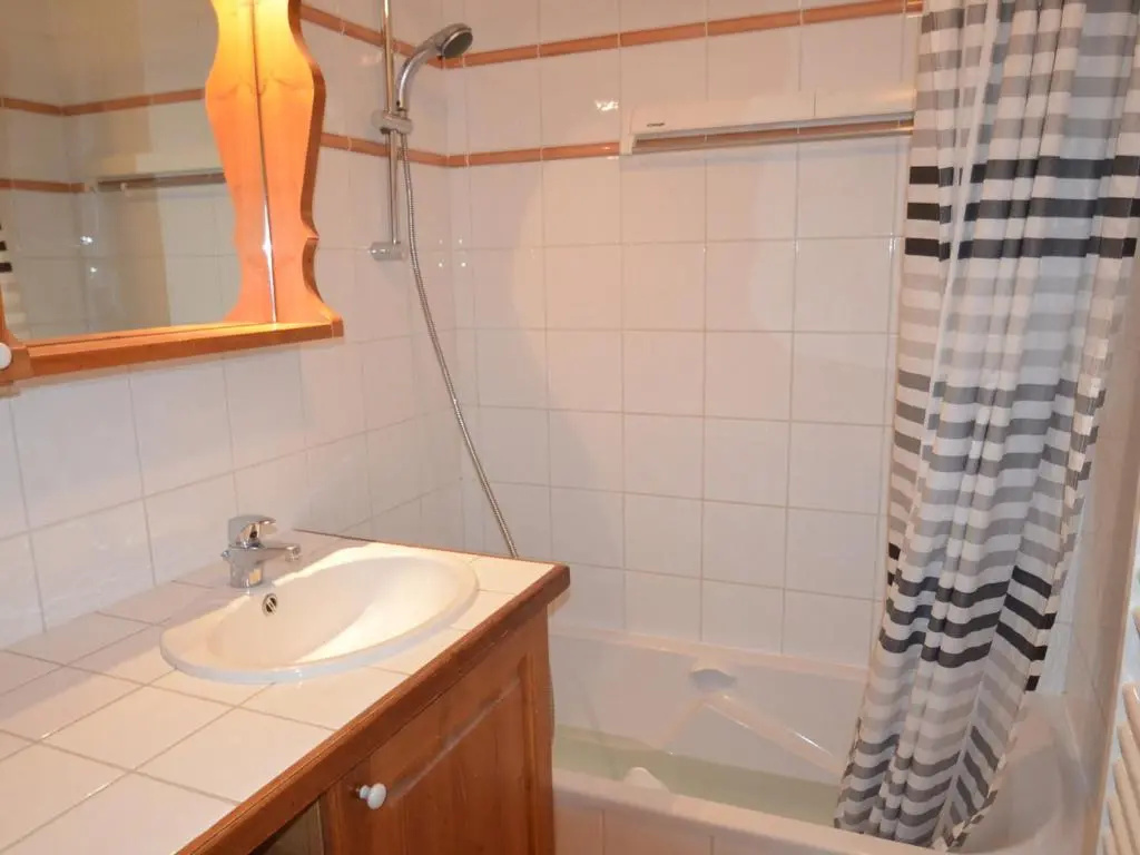 Afficher la photo 7 — Appartement Les Menuires, 2 pièces, 4 personnes - FR-1-452-256