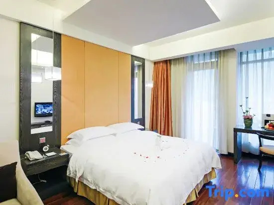Superior Double room (full double bed)