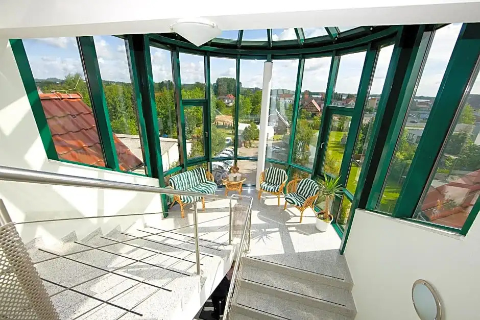 Balcony & Terrace