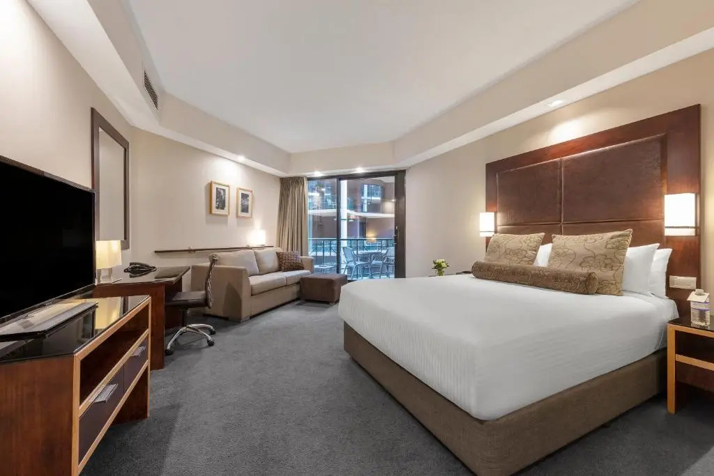 Courtyard Double room with balcony (full double bed)