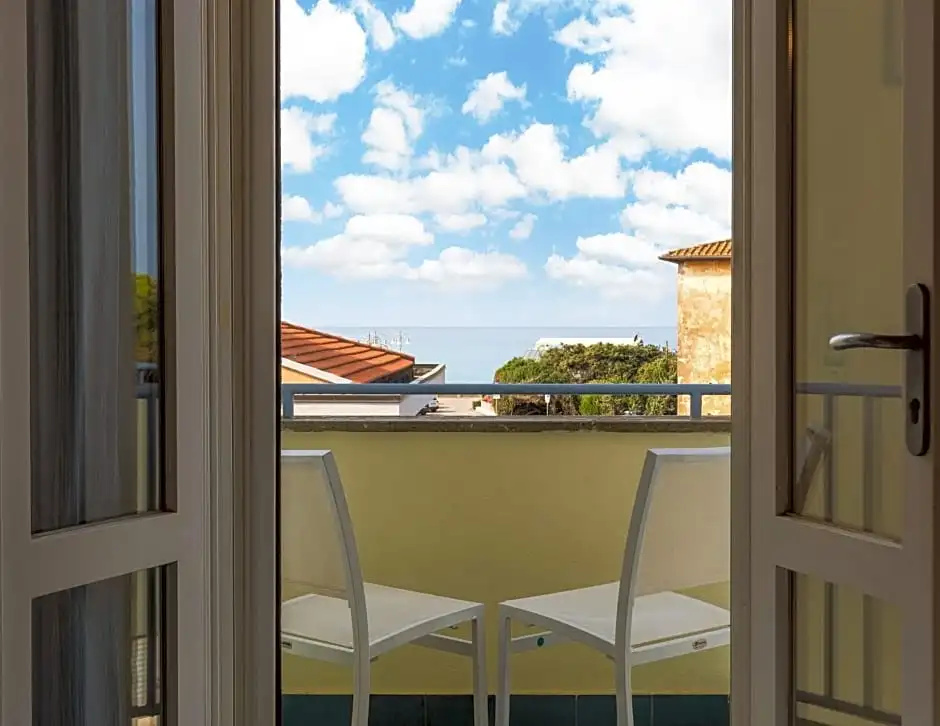 Hotel Nina - Général