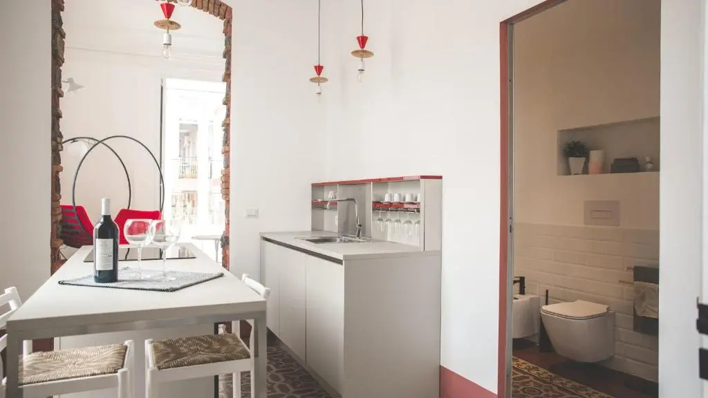 1 Bedroom Apartment