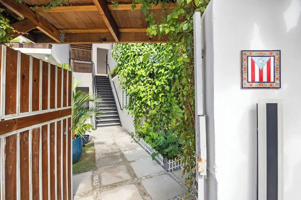 Luxury Condado Apt Walk to the Beach Pool
