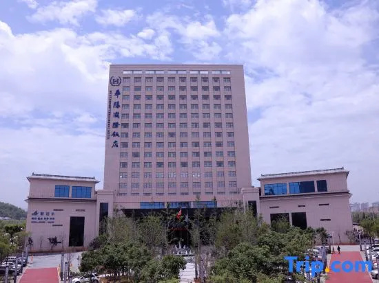 Huayang International Hotel