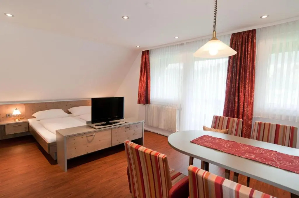 Hotel Zum Lv Wen Unteres Wirtshaus - Chambres