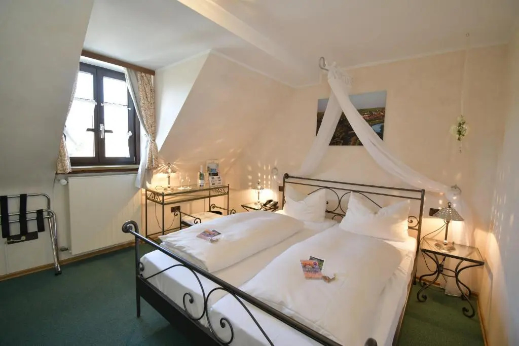 AKZENT Hotel Franziskaner - Chambres