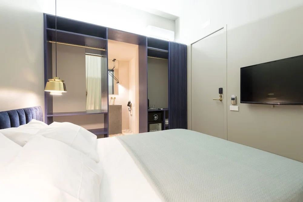 Economy Double room (full double bed)