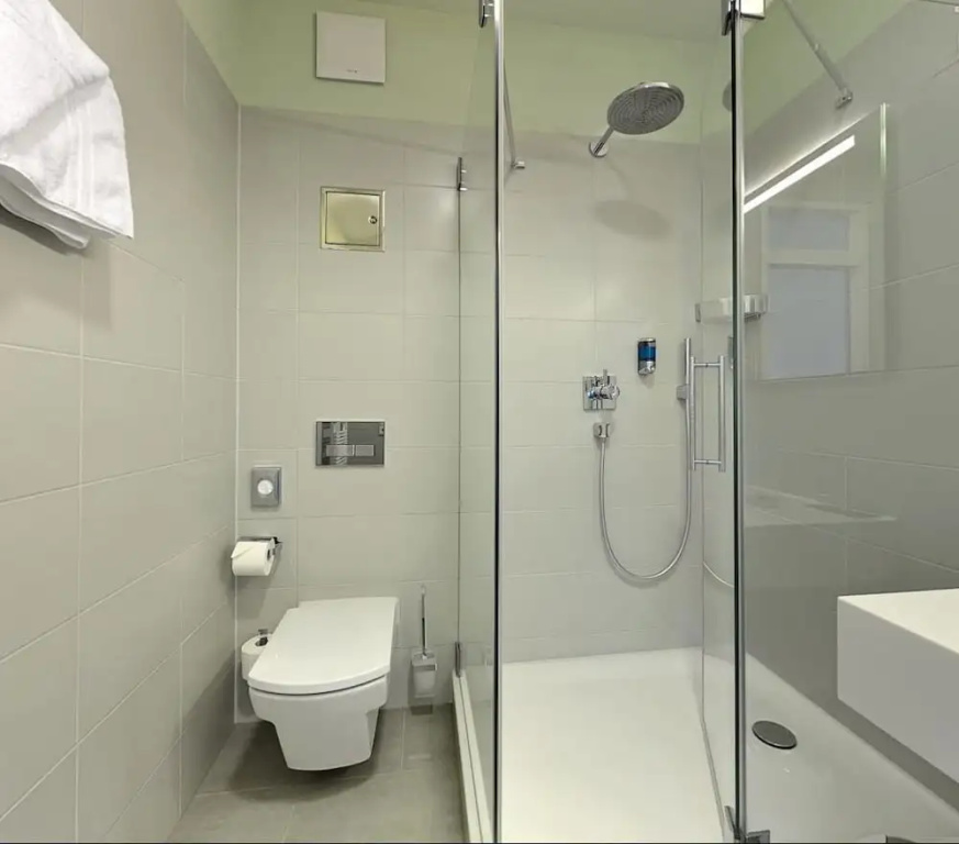Standard Double room with garden view (full double bed)