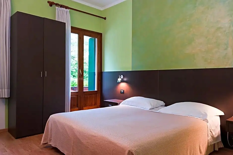 Economy room