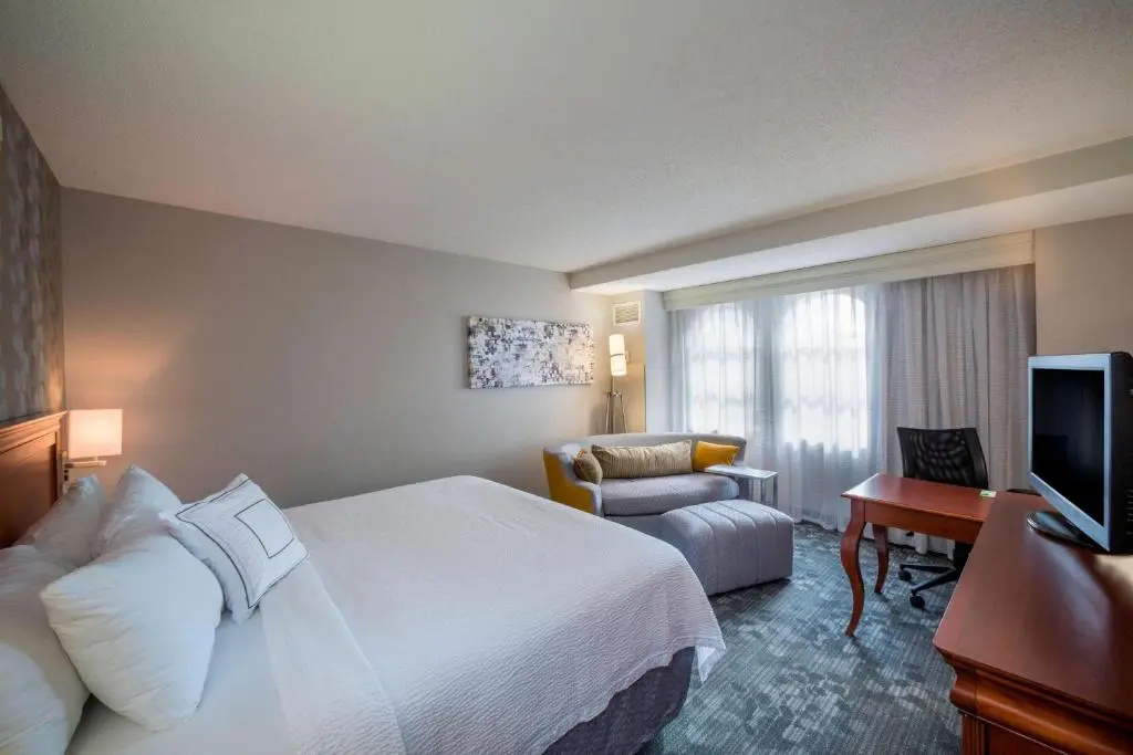 Courtyard by Marriott Norfolk Downtown - Chambres