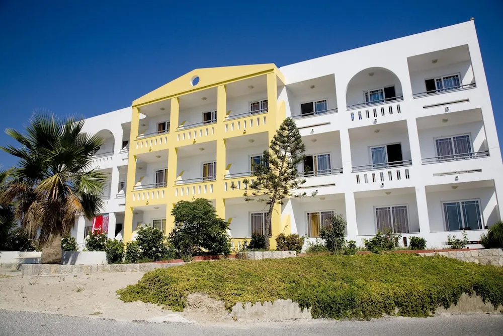 Hotel Pantheon, Kefalos