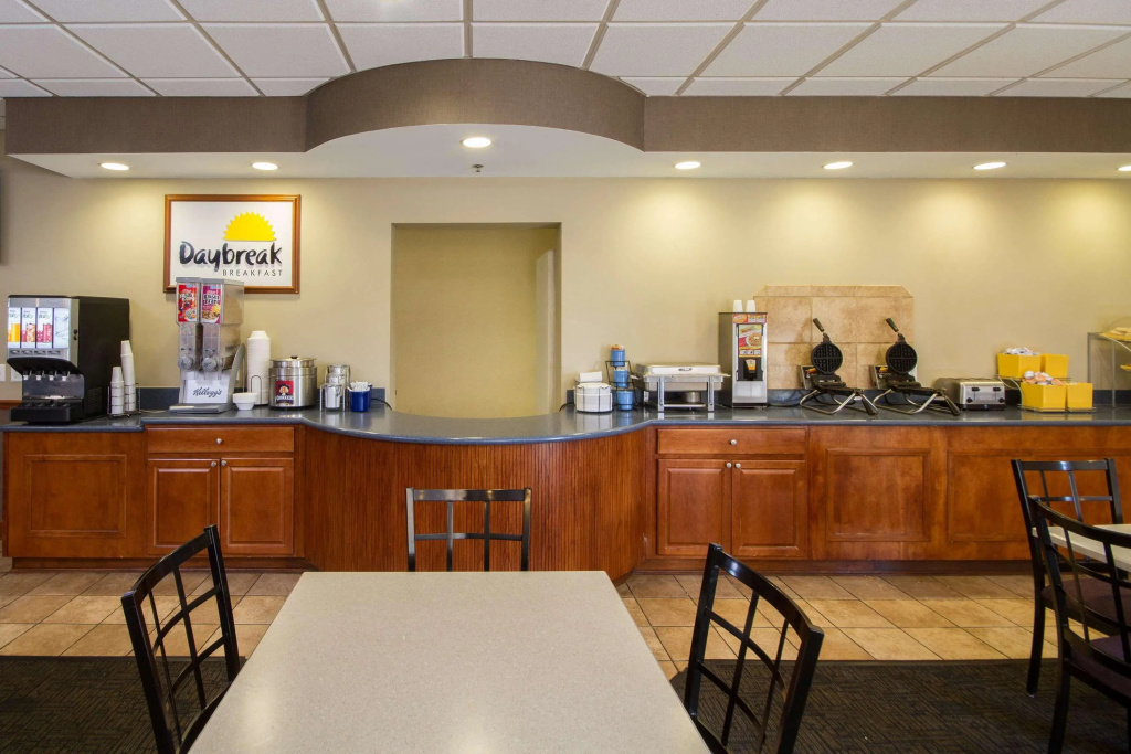 Comfort Inn & Suites Buffalo Airport - Général