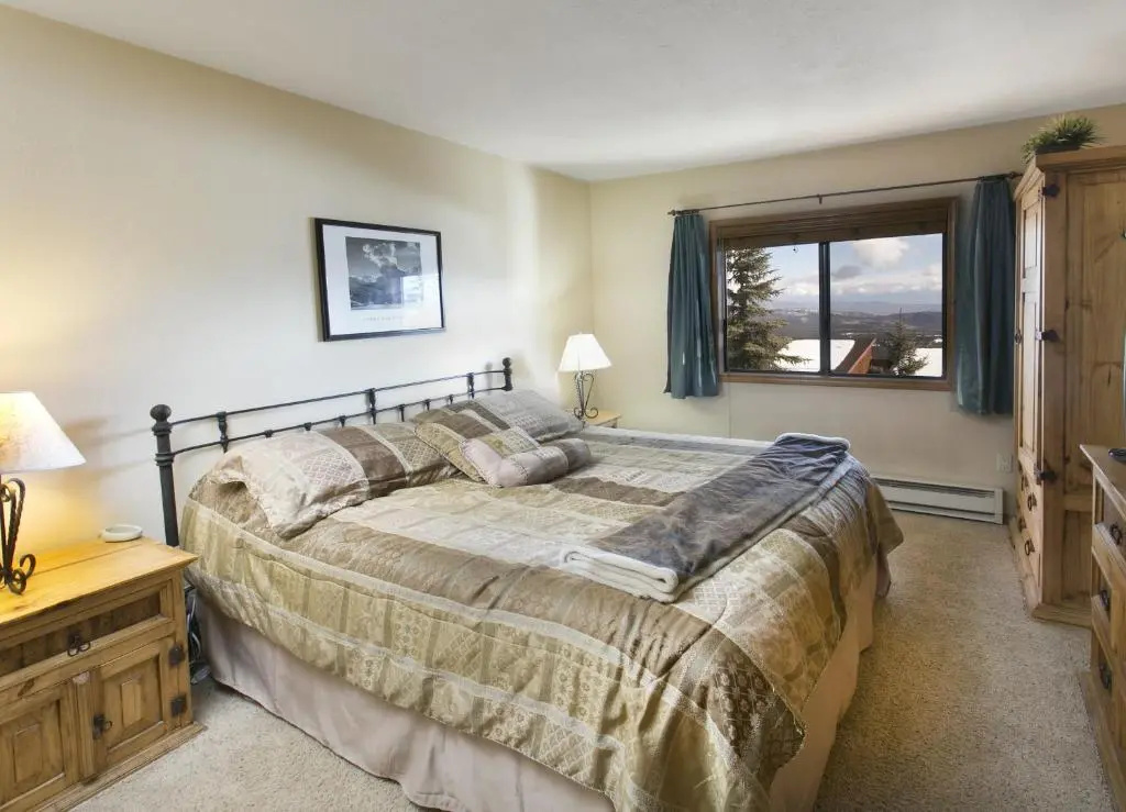 2 Bedrooms Deluxe Apartment