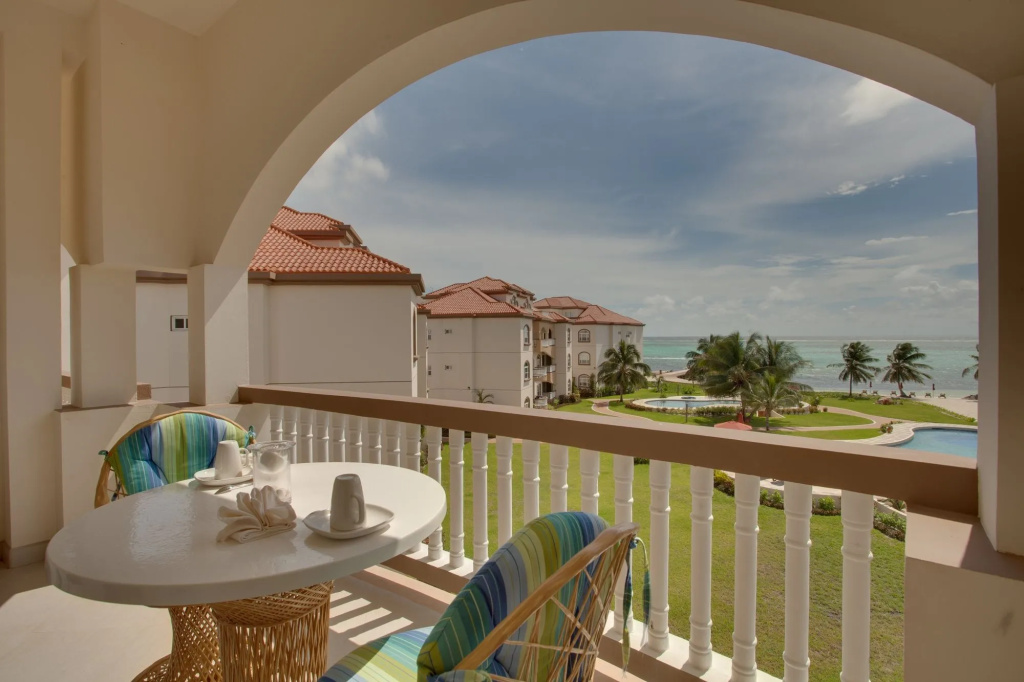 Balcony & Terrace