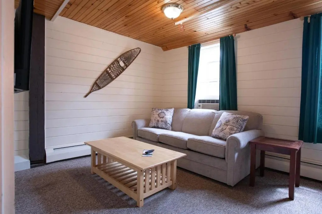 1 Bedroom Suite with garden view