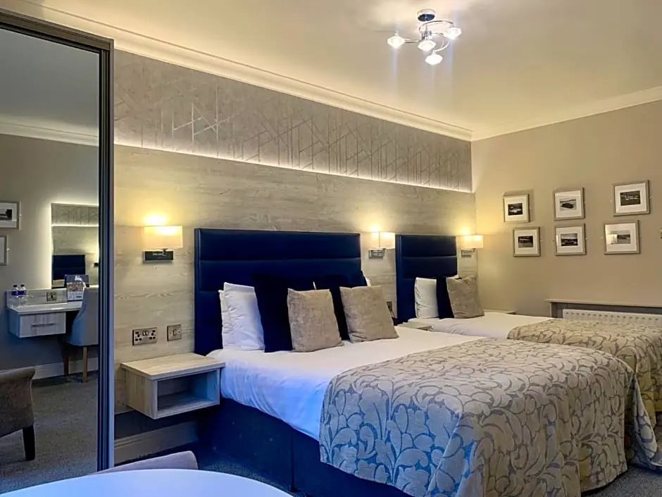 Standard Double Family room (twin beds)