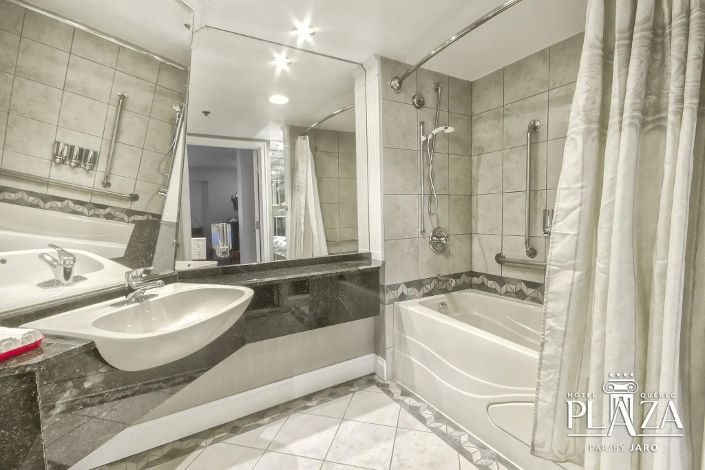 Hôtel Plaza Québec par JARO - фото 25