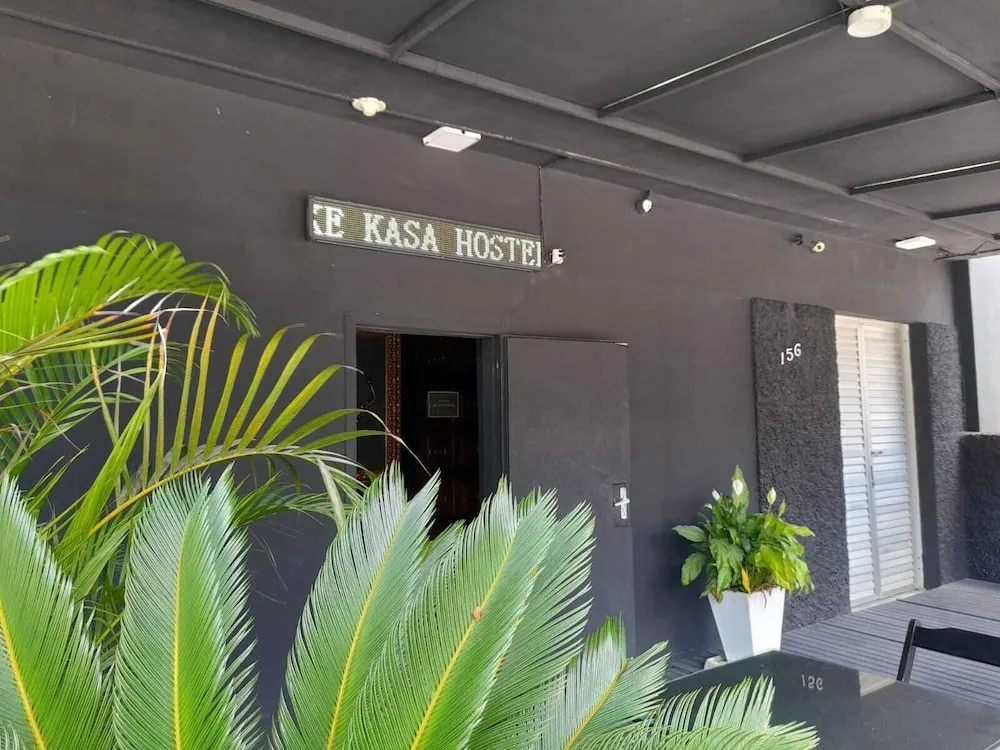 Kasa Hostel Bar e Karaoke