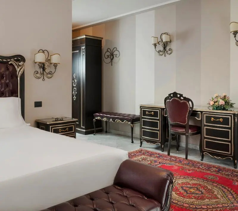 Deluxe Junior Suite
