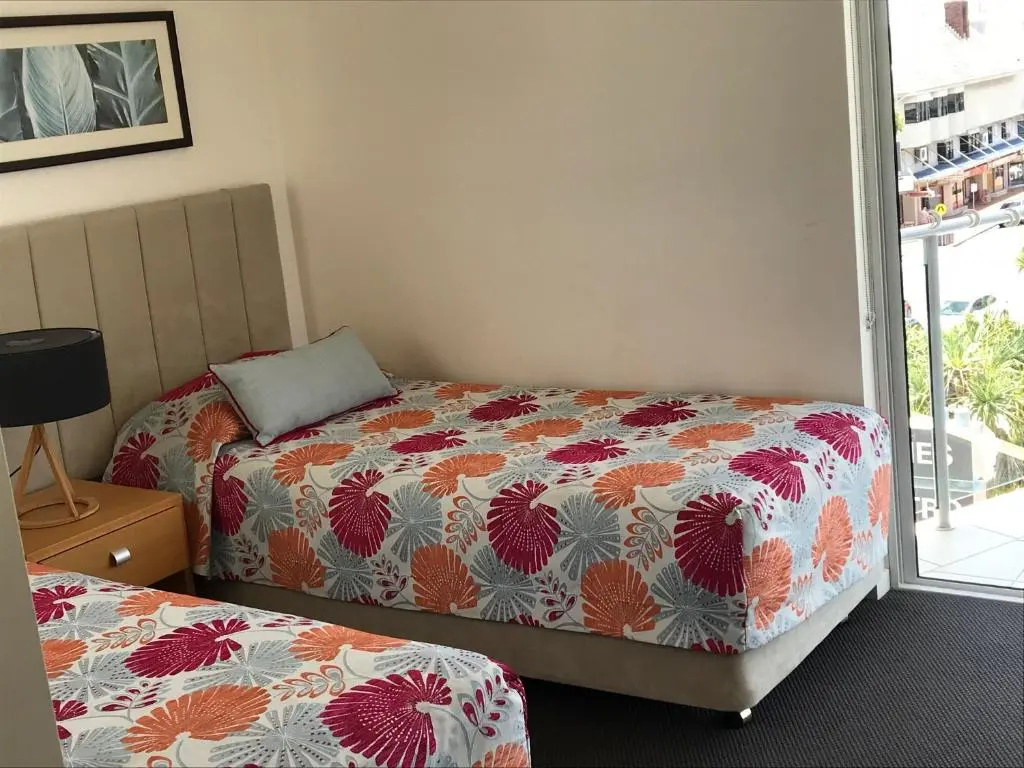 3 Bedrooms Apartment