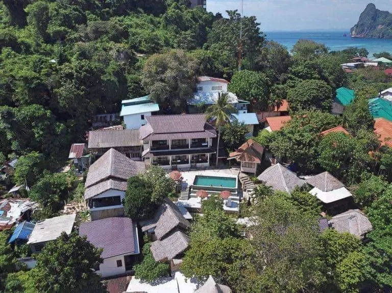 Deluxe Chalet