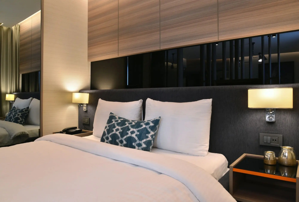 Nish Palace Exclusive Suites — фото