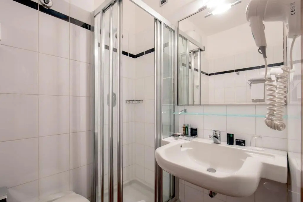 Hotel Enea Pomezia - Chambres