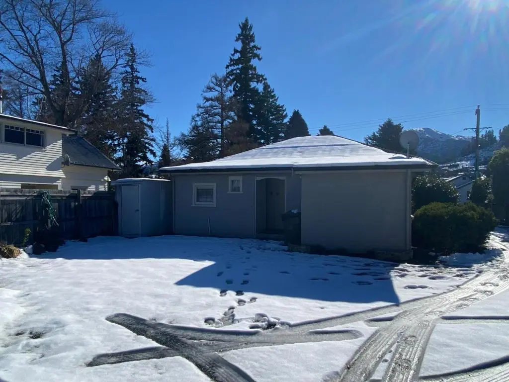15b Jollies Pass Rd