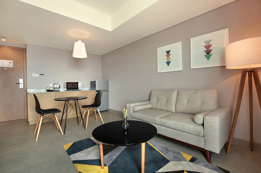 Swiss-Belinn Simatupang - Général