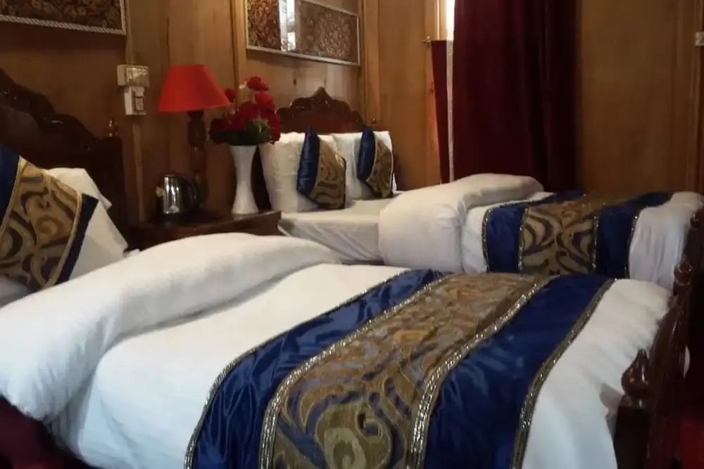 Houseboat Prince Of Bombay - Chambres
