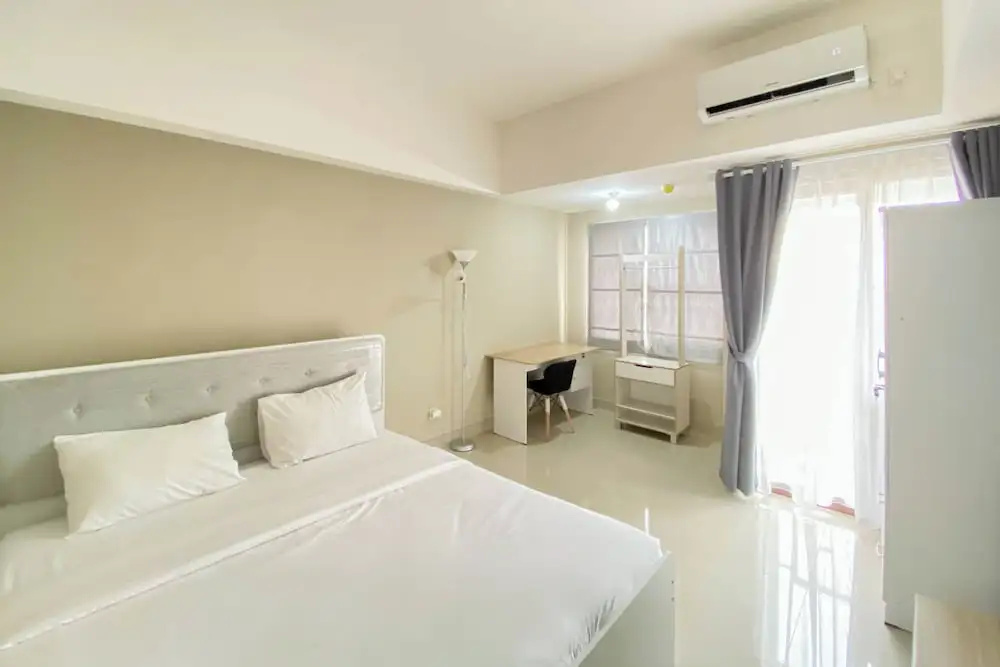 Homey and Nice 1BR at LRT City Jatibening Apartment