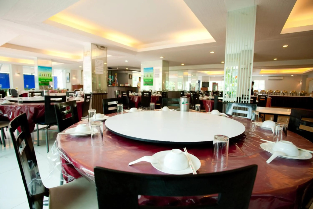 The Platinum Suite - фото 35