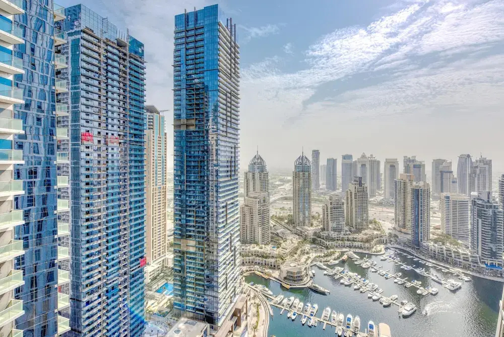 Cayan Tower by Raine & Horne Holiday Homes