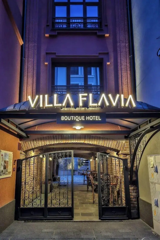 9. Villa Flavia