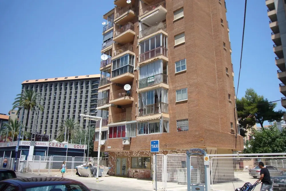 Oce3 2A in Benidorm With 2 Bedrooms and 1 Bathrooms