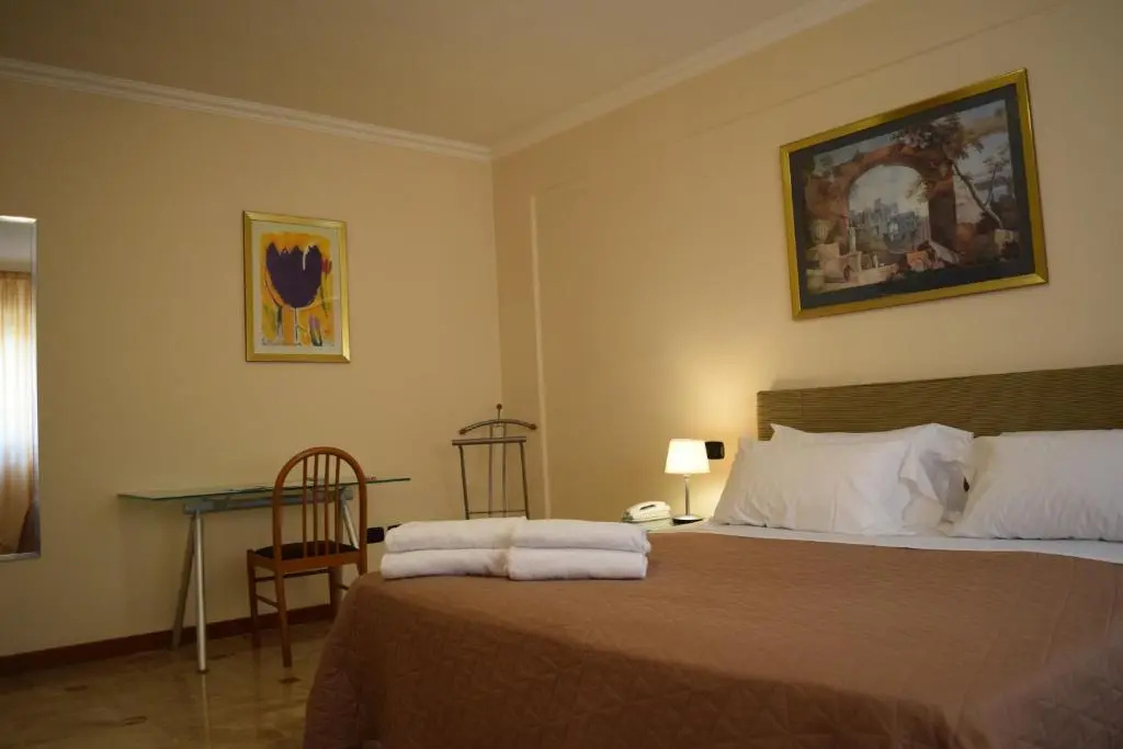 Standard Double room (twin beds)