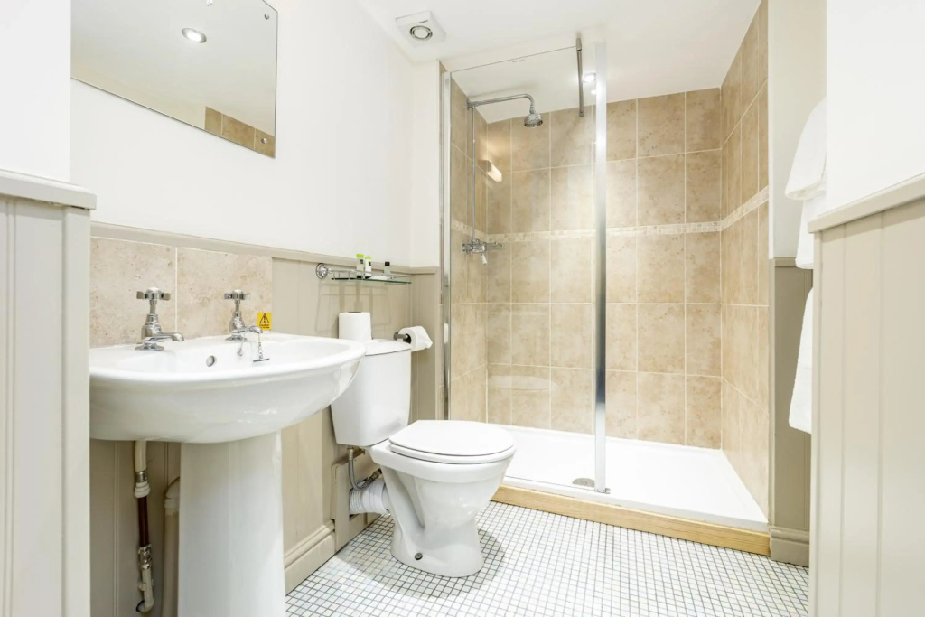 Best Western Limpley Stoke Hotel - Général