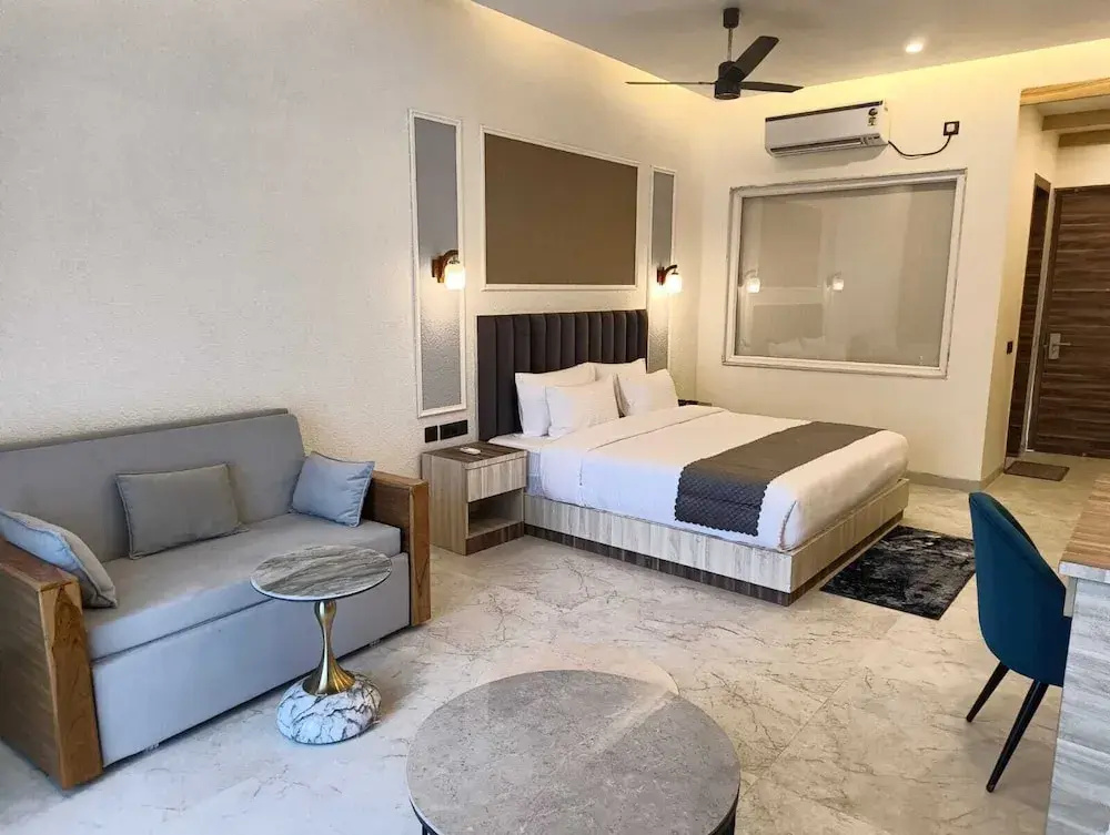 Premium room