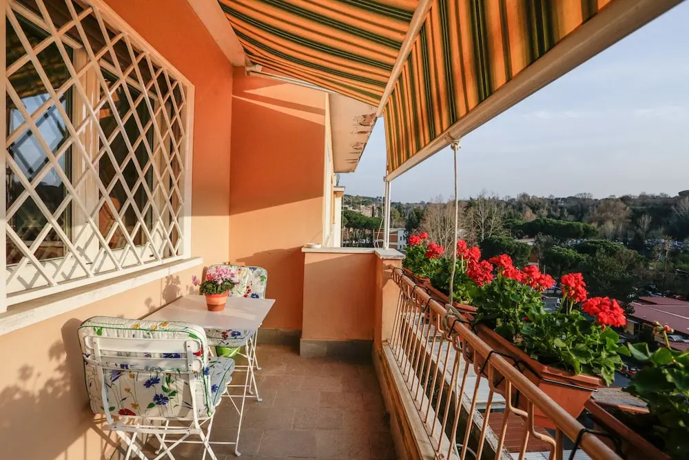 Balcony & Terrace