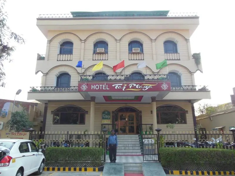 Hotel Taj Plaza - Chambres