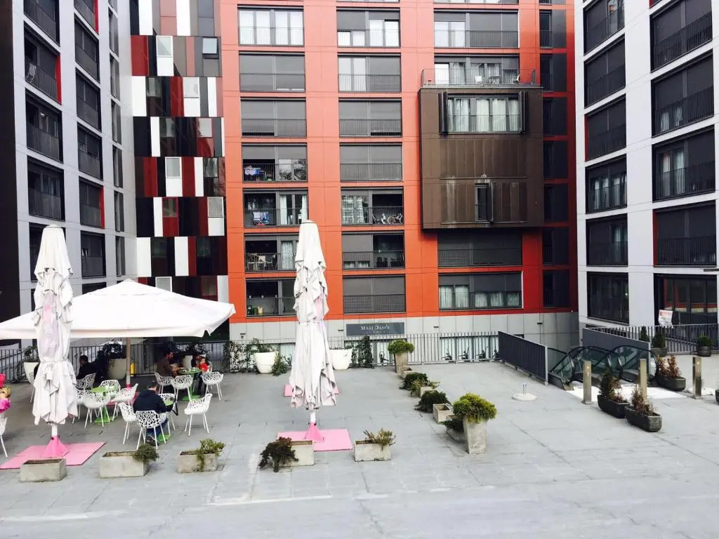 1 Bedroom Apartment