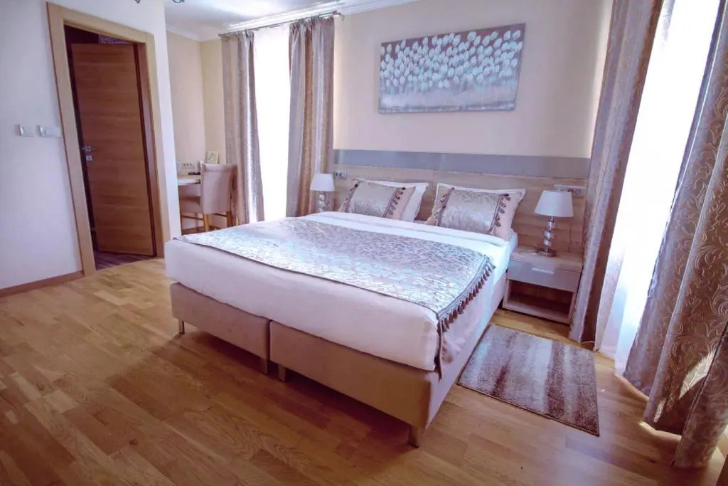 Standard Double room with sea view (full double bed)