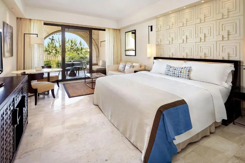The Romanos, a Luxury Collection Resort - Chambres