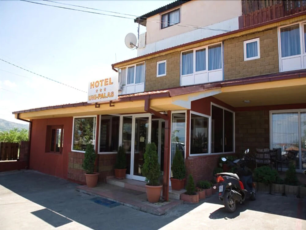 Hotel Uni Palas
