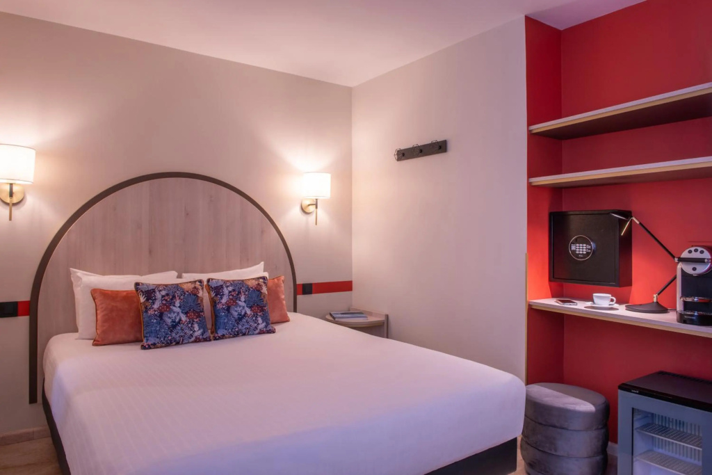 Отель Hotel France Albion в Париже