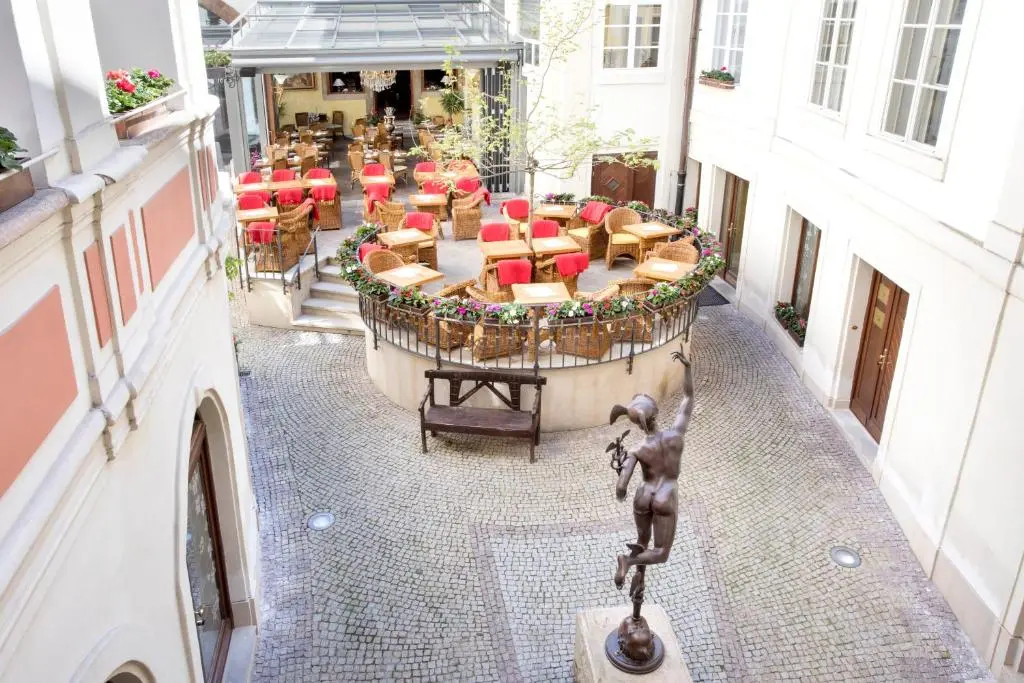 Iron Gate Hotel & Suites Prague by BHG - фото 20