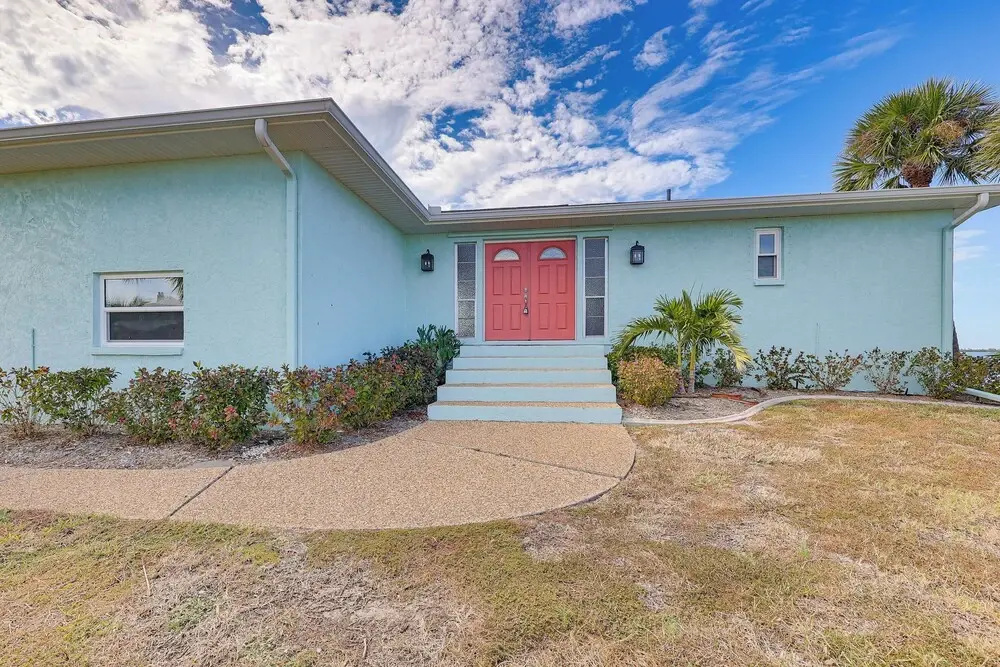 Canal-front Gem w/ Dock! 4 Mi to Englewood Beach