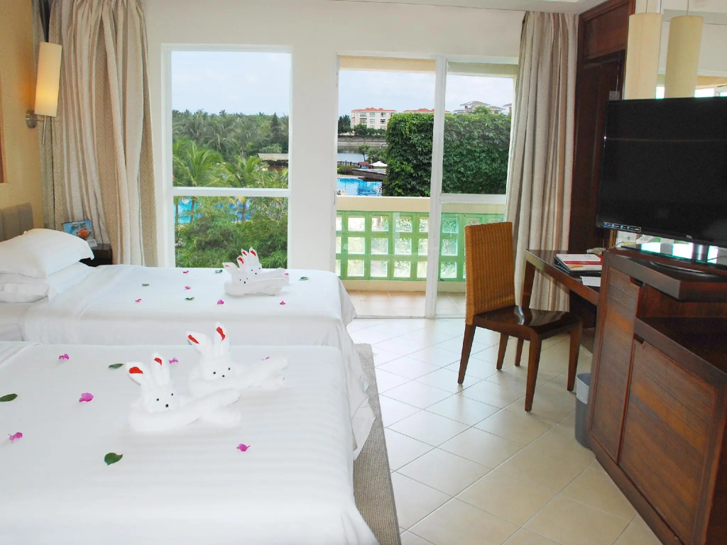 Standard room with balcony