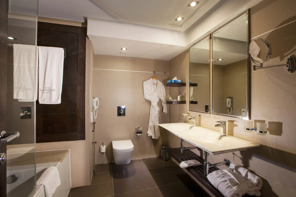 Hotel photo 8